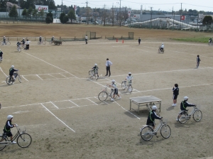 R4自転車R4(3) 『R4自転車R4(3)』の画像
