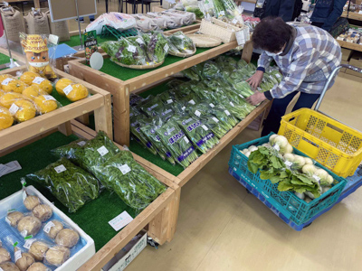 『写真(2)_1（野菜コーナー）』の画像