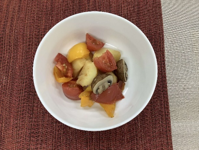 じゃがいもとパプリカのトマトしょう油煮